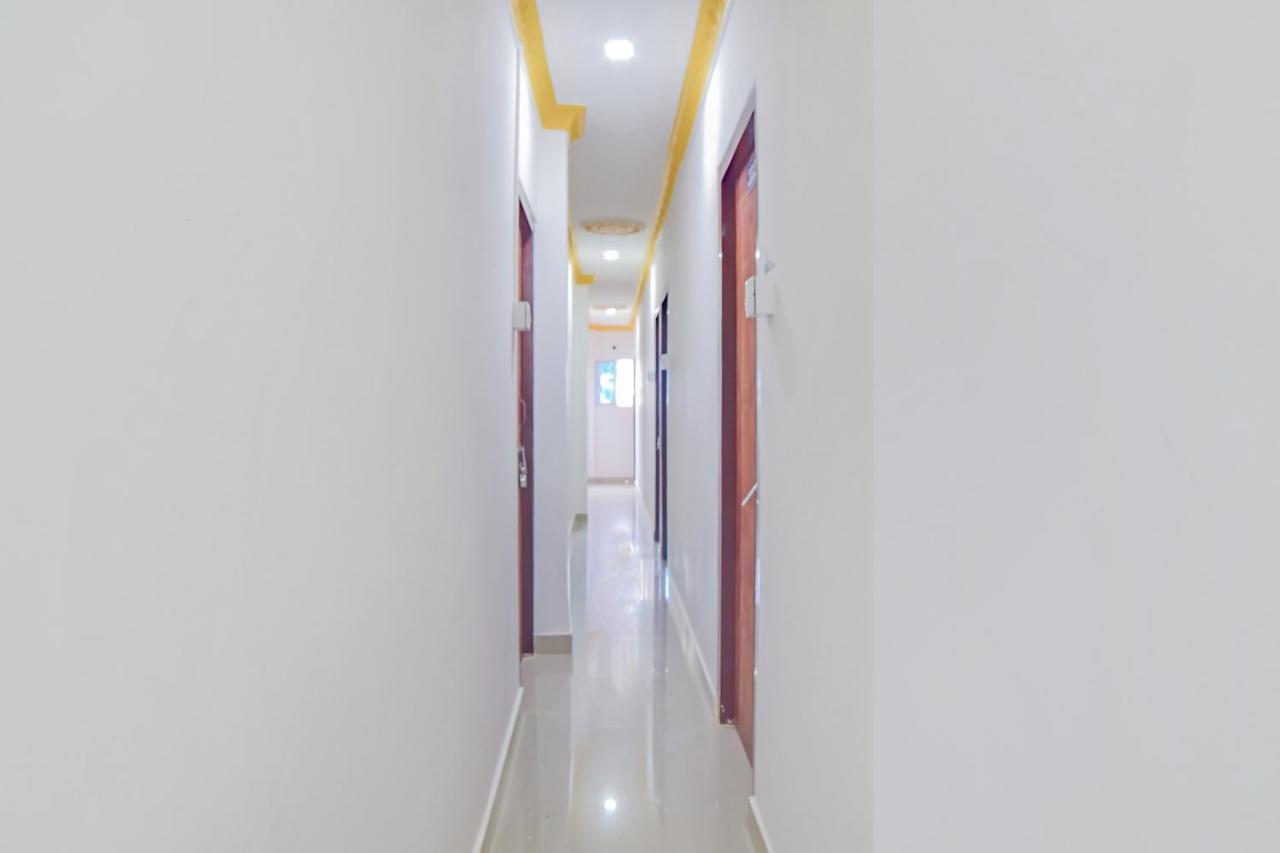 Spot On Nirvaan Guest House Kaharpara エクステリア 写真