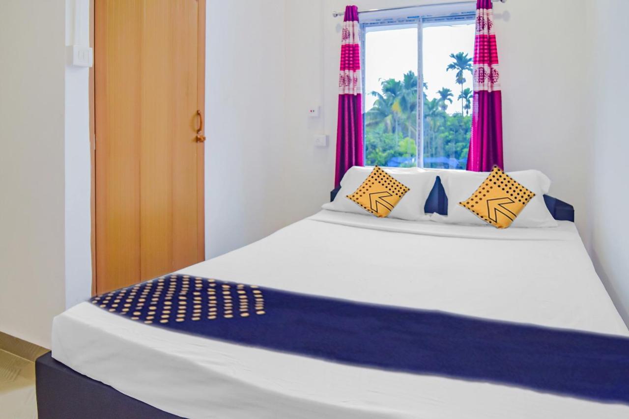 Spot On Nirvaan Guest House Kaharpara エクステリア 写真