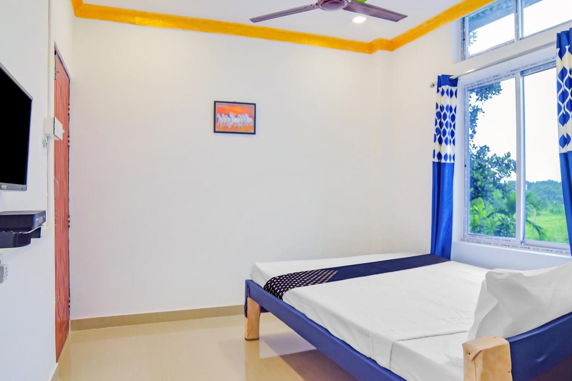 Spot On Nirvaan Guest House Kaharpara エクステリア 写真